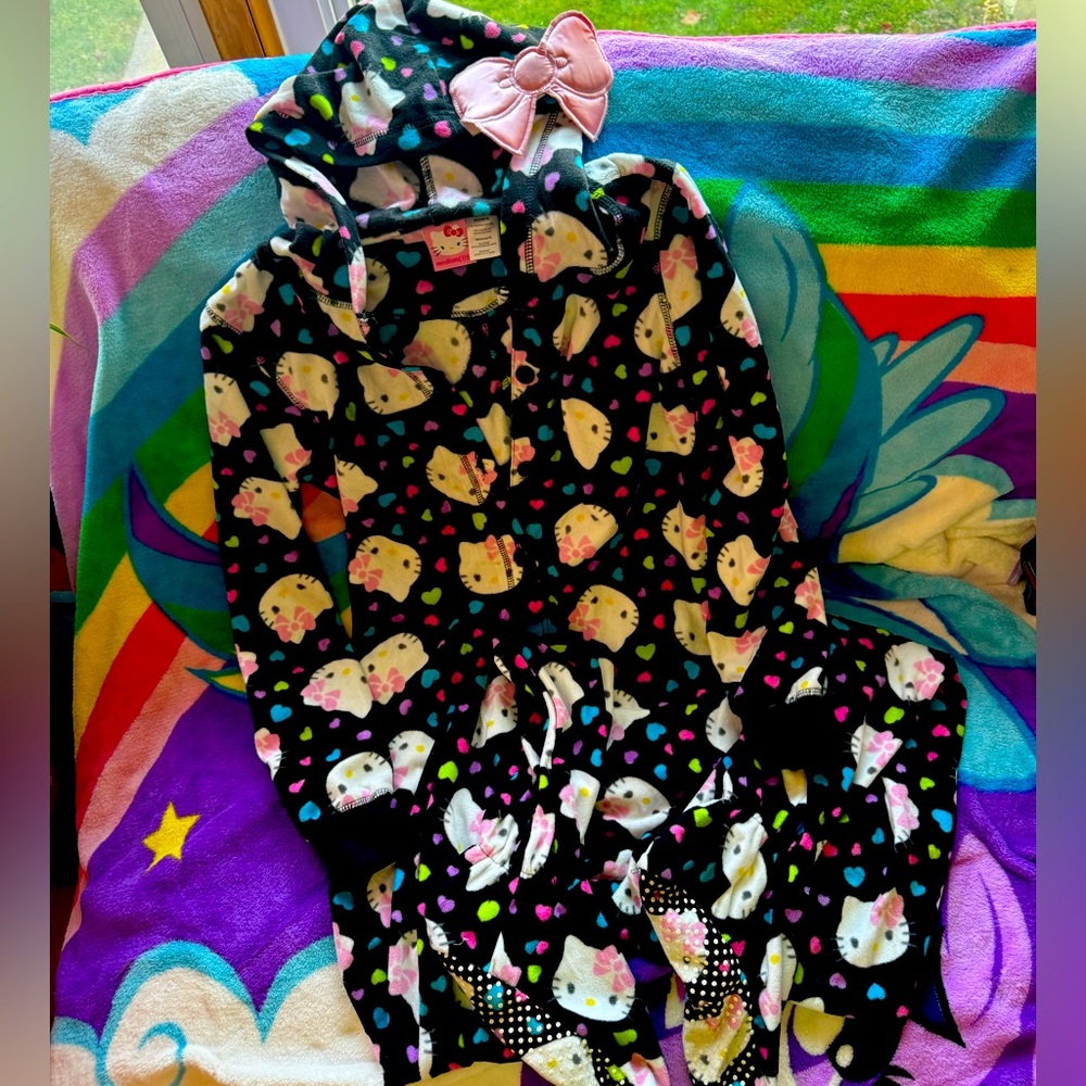 Vintage Sanrio hello kitty onesie size medium